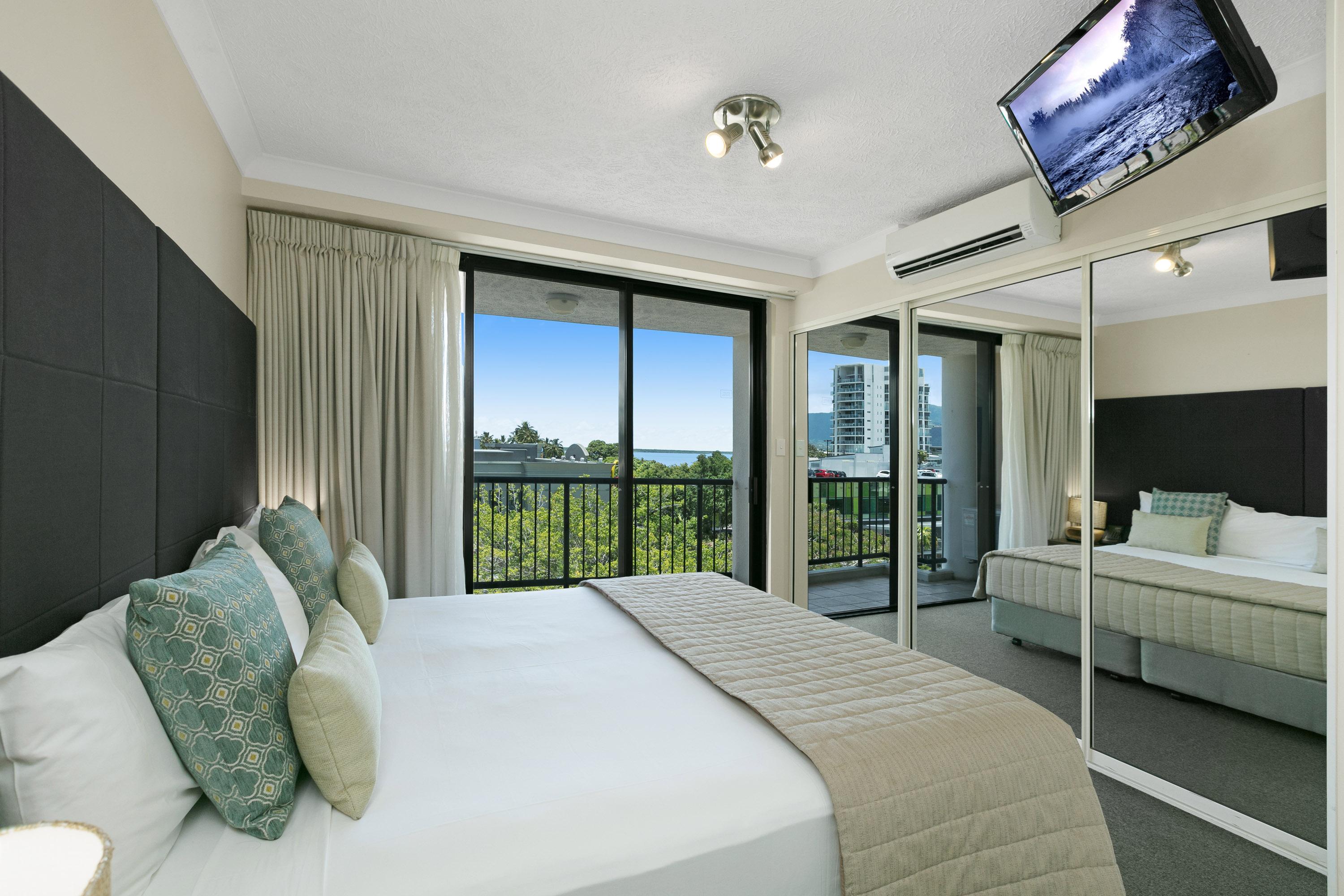 Mantra Esplanade Hotel Cairns Eksteriør billede