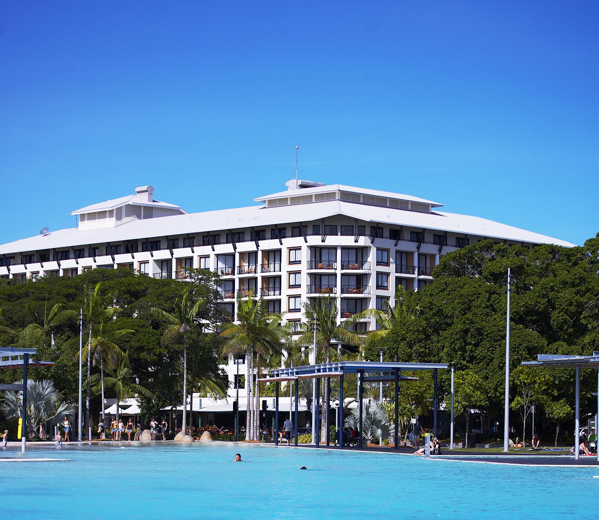 Mantra Esplanade Hotel Cairns Eksteriør billede