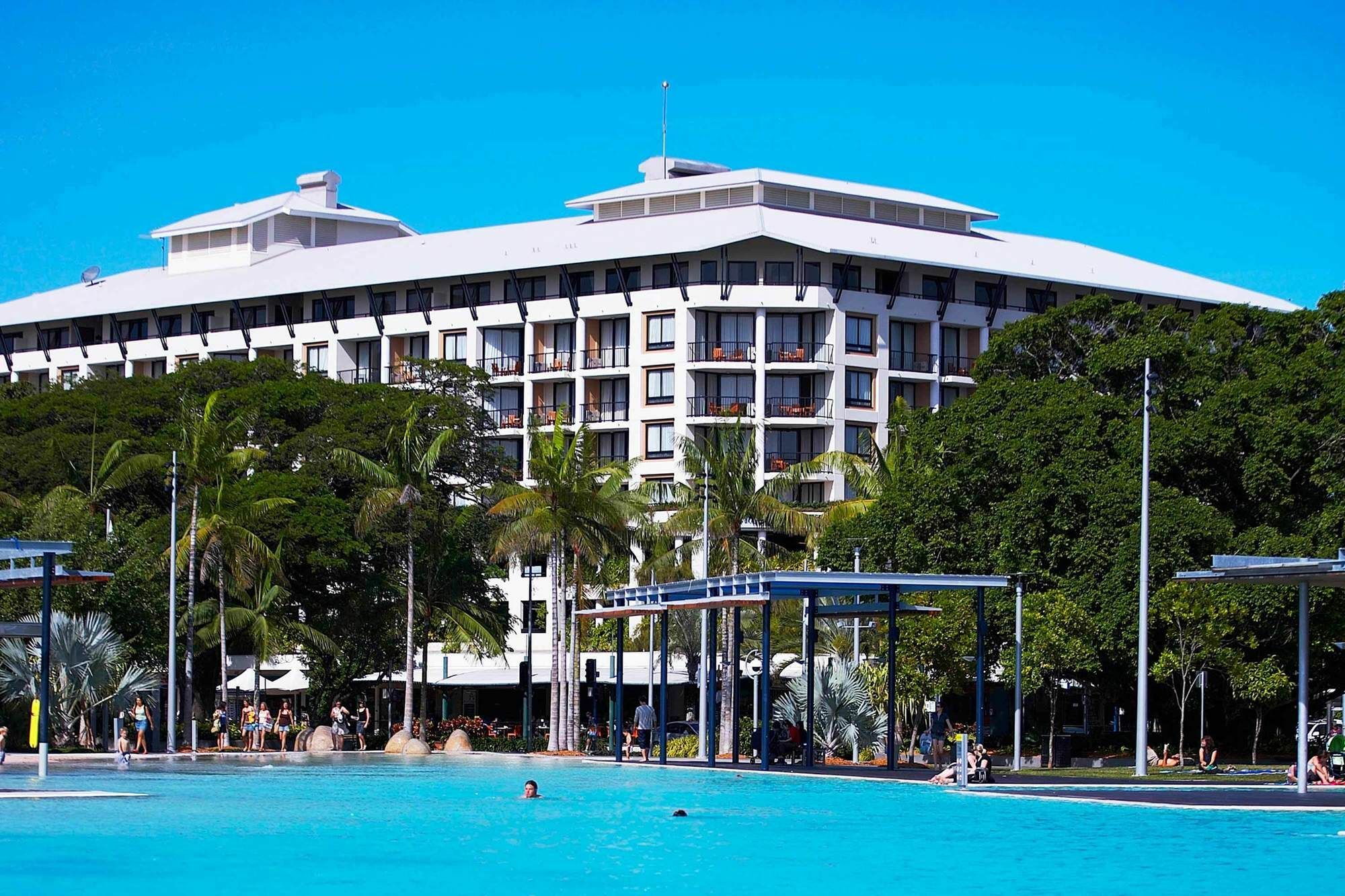 Mantra Esplanade Hotel Cairns Eksteriør billede